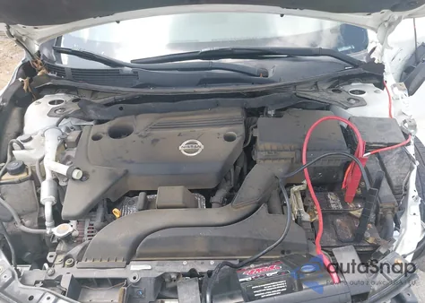 2015 Nissan Altima 2.5 Sv из США, поврежденный, VIN 1N4AL3AP0FC175130